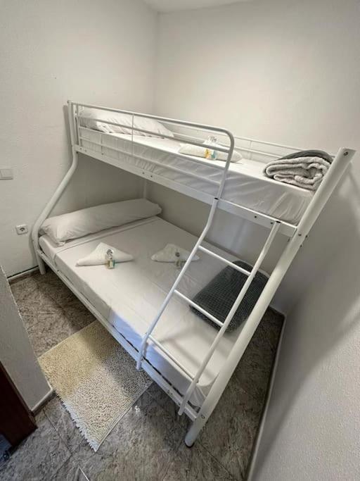 Апартаменти Economico Piso En Madrid Centro Екстер'єр фото